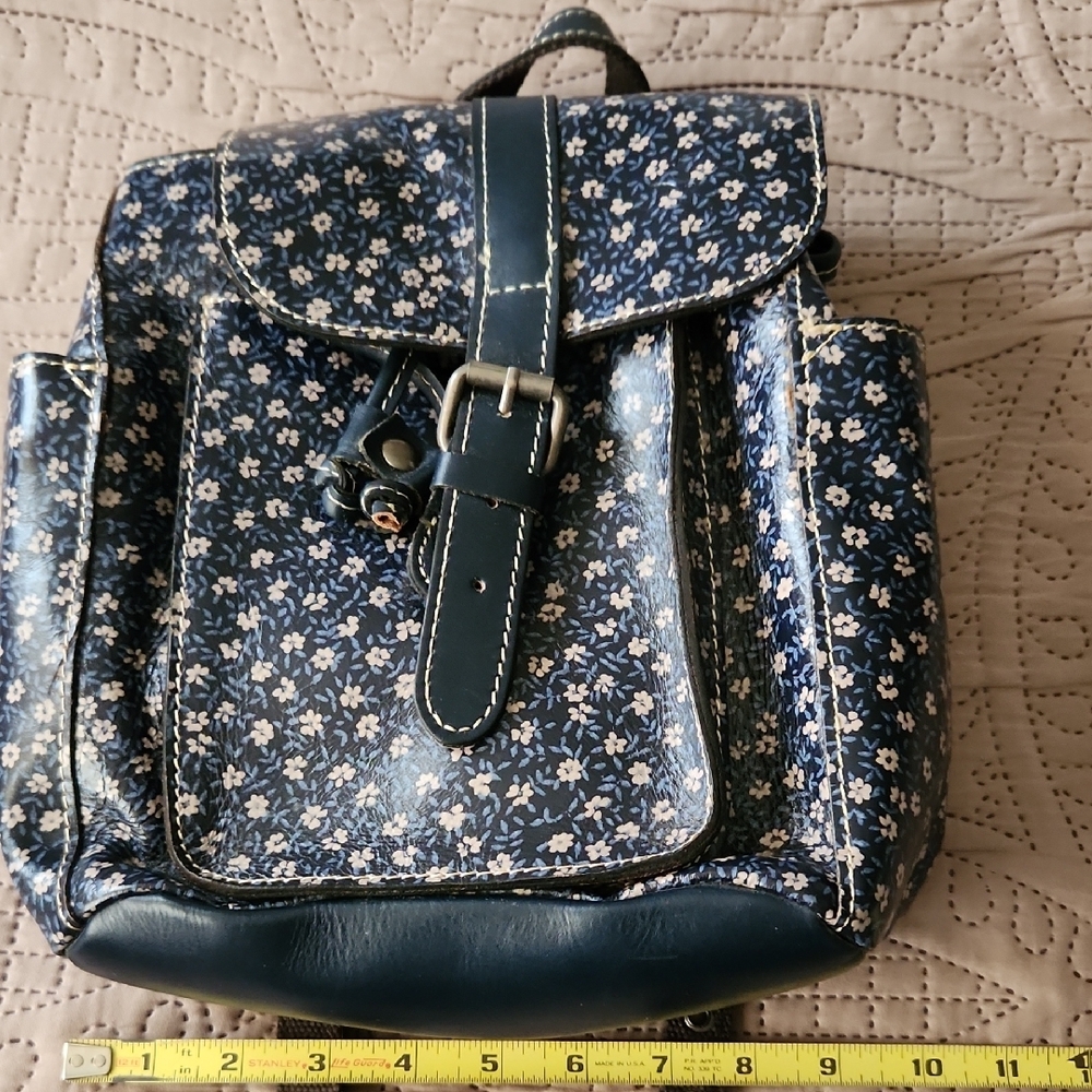 Patricia Nash Navy and Pale Pink Floral Backpack - Picture 12 of 12